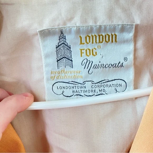 LONDON FOG Vintage Coral Trench Coat Women's Size 12 Petite Missing Belt - Picture 2 of 12